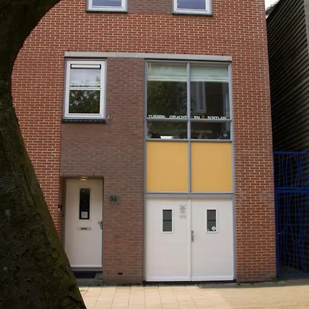 Tussen Gracht En Sintjan Apartament