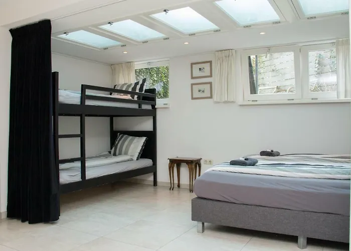 Tussen Gracht En Sintjan Appartement